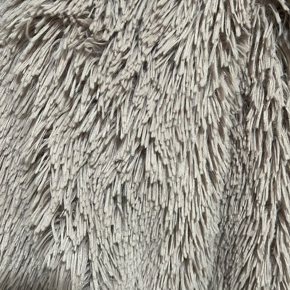 women’s soft reversible warm vest - Picture 3 of 5